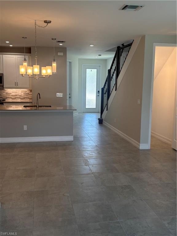7608 Morgan Way Naples, FL 34119 - Photo 2 of 20