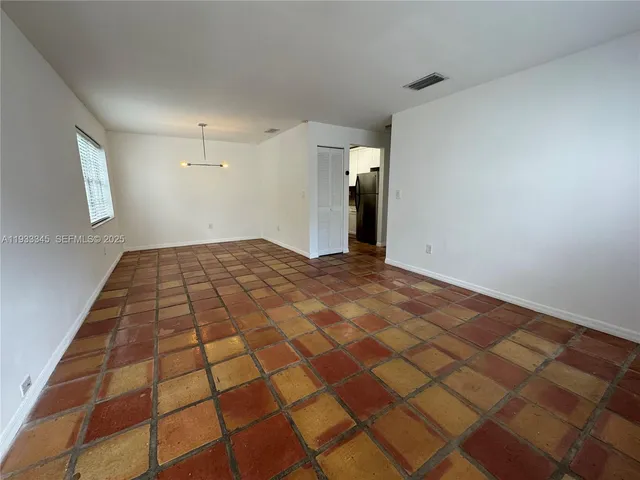 $2,600 | 2918 Bird Avenue, Unit 9, Miami, FL 33133