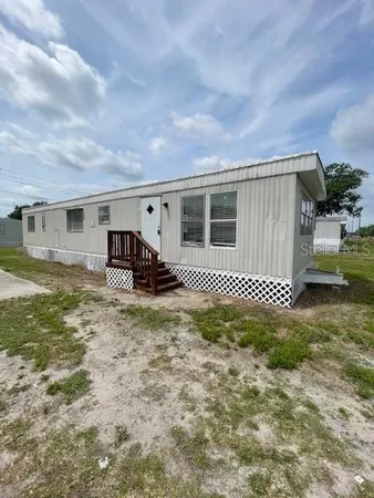 $1,250 | 3245 East Main Street, Unit 2, Lakeland, FL 33801