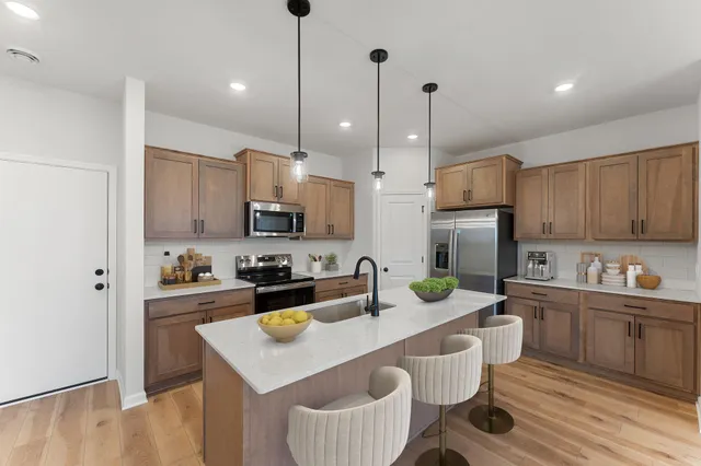 $435,000 | 1101 Annacotte Lane, Rosemount, MN 55068