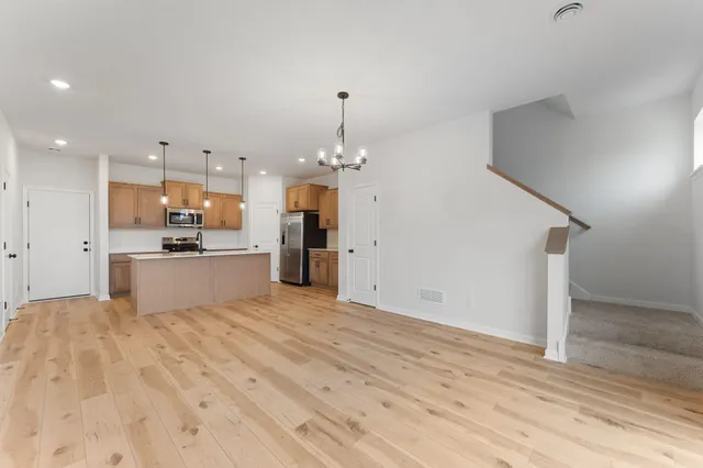 $435,000 | 1101 Annacotte Lane, Rosemount, MN 55068