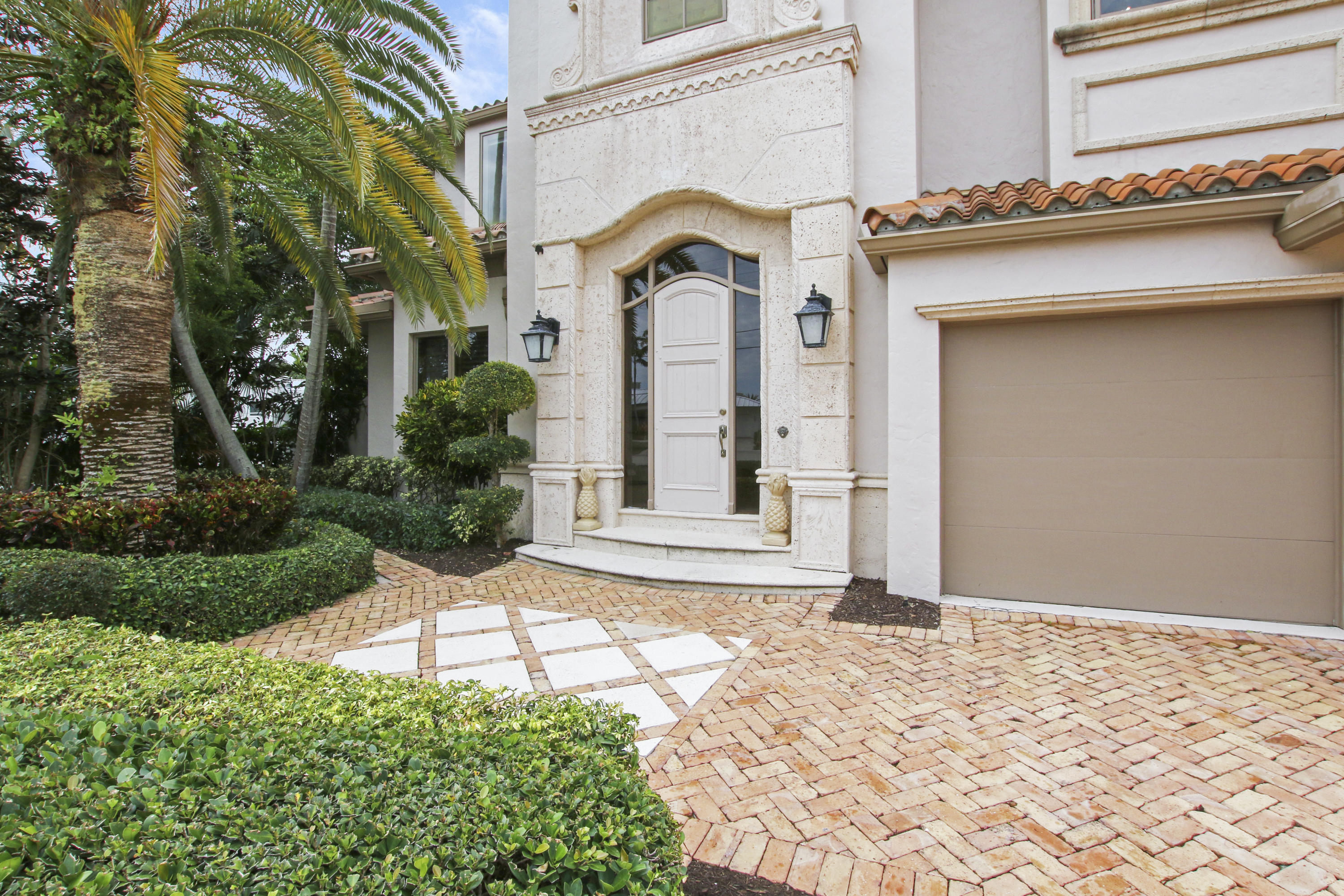 770 Northeast 36th Street Boca Raton, FL 33431 - Photo 5 of 56 House-14
