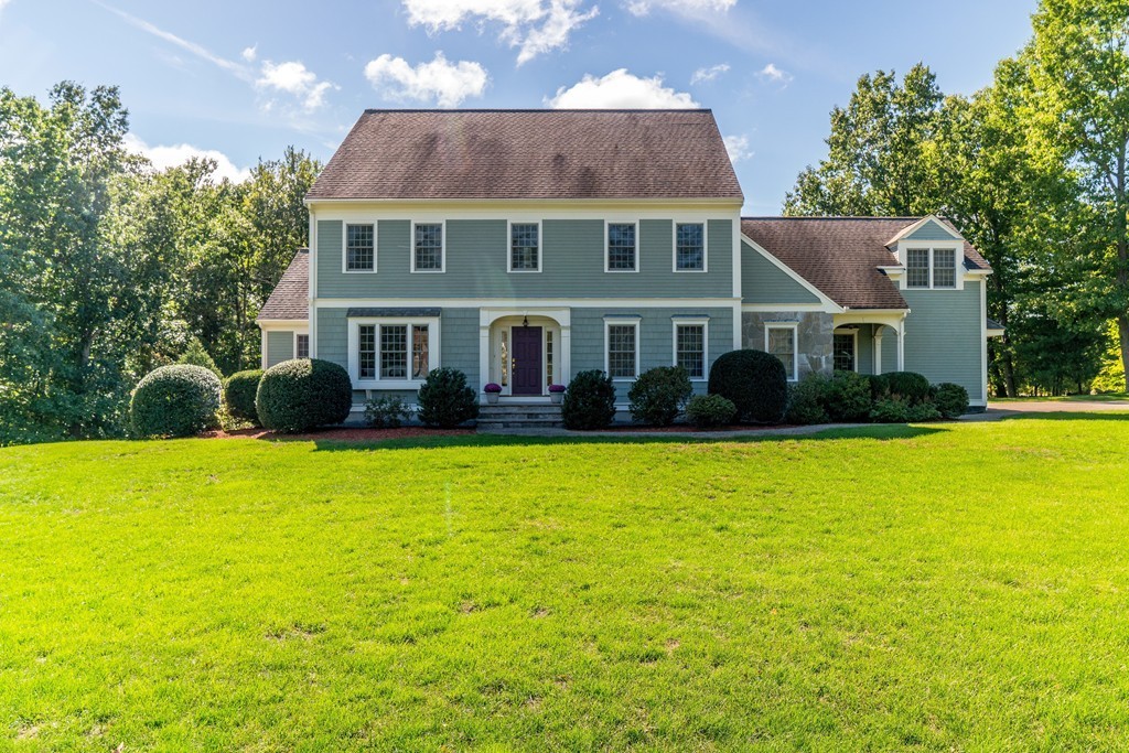 25 Woodman Road Amesbury, MA 01913 - Photo 3 of 30