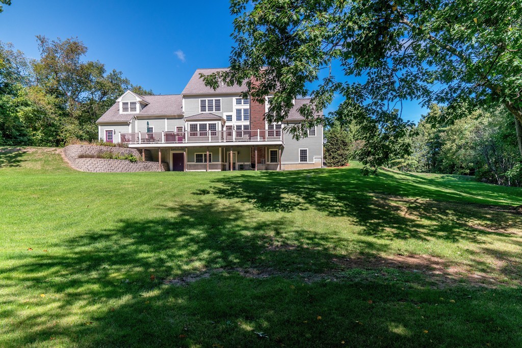 25 Woodman Road Amesbury, MA 01913 - Photo 4 of 30