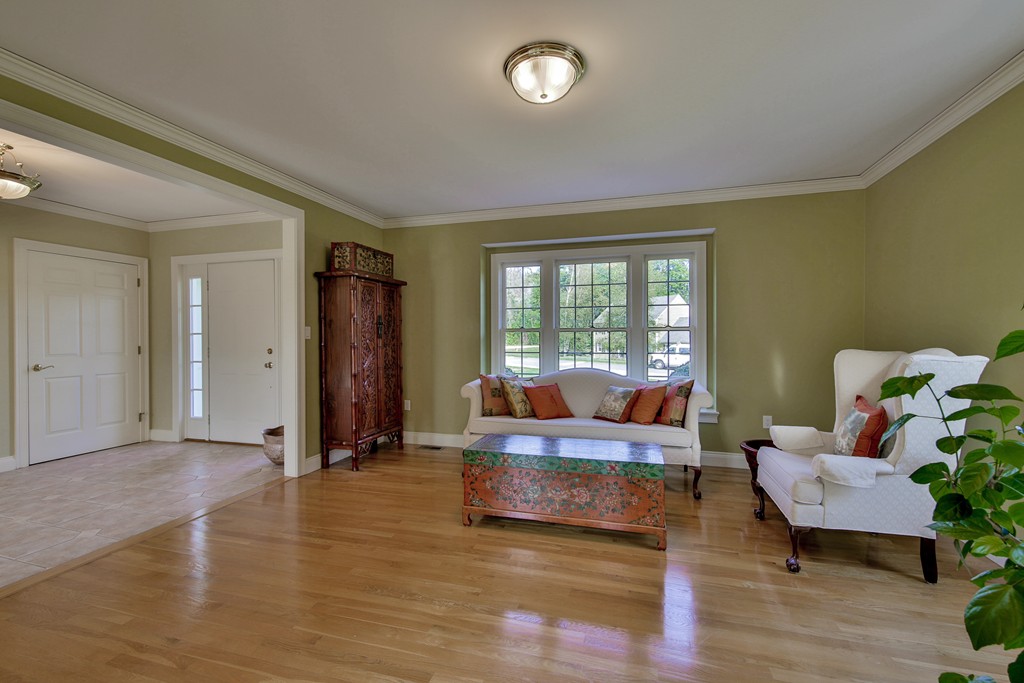 25 Woodman Road Amesbury, MA 01913 - Photo 8 of 30