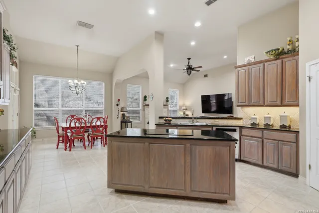 $625,000 | 29736 No Le Hace, Fair Oaks Ranch, TX 78015
