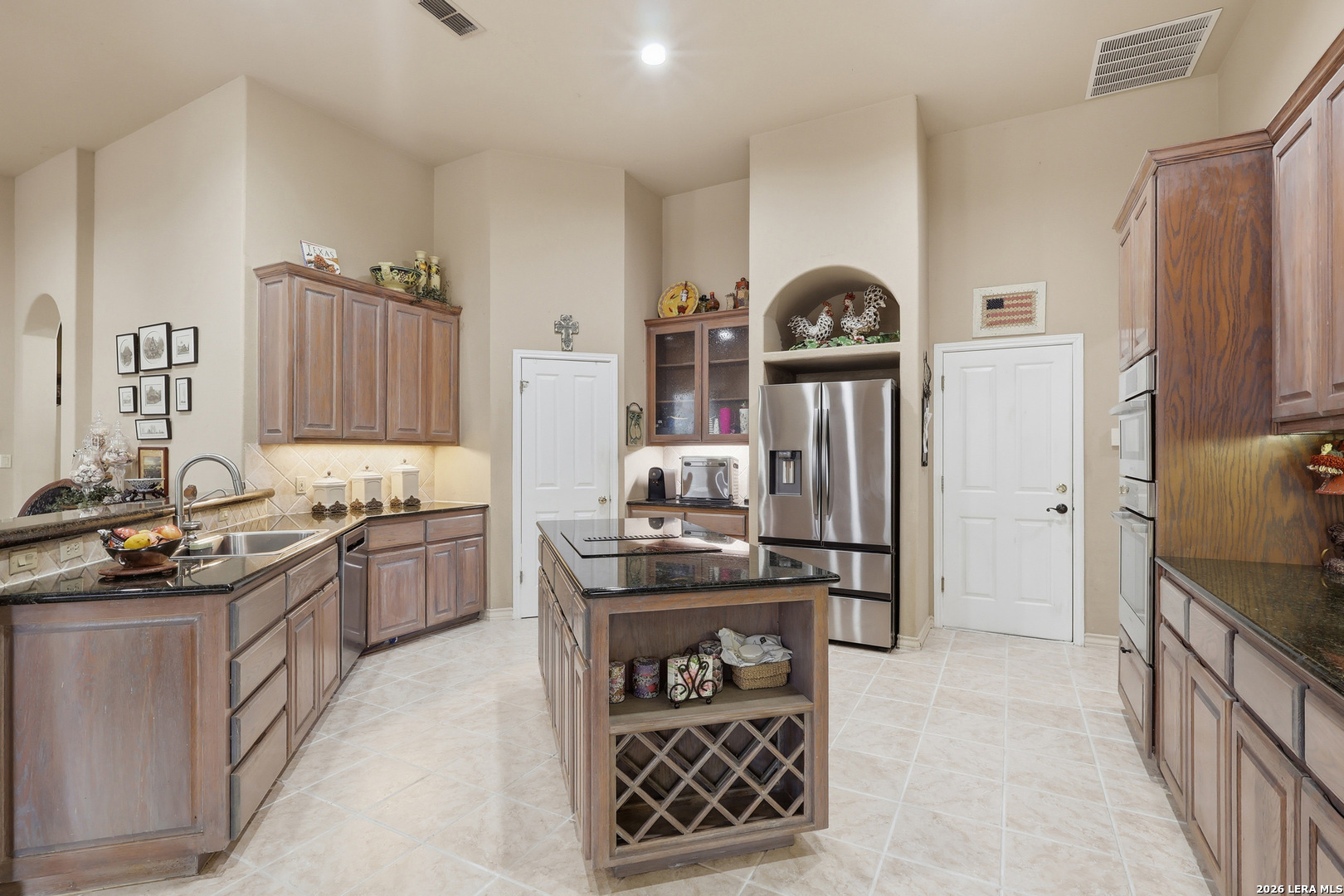 29736 No Le Hace Fair Oaks Ranch Fair Oaks Ranch, TX 78015 - Photo 9 of 35