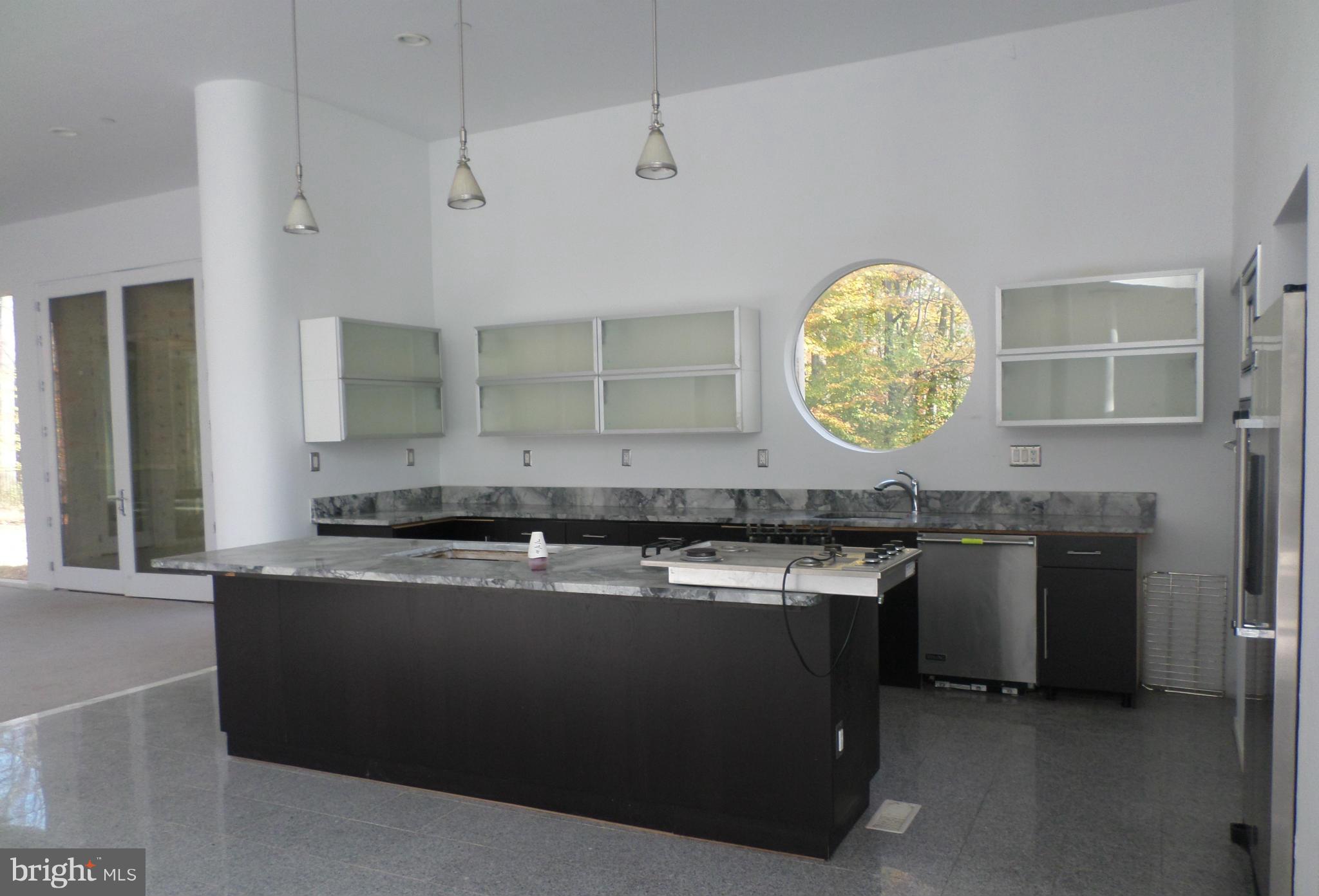 8505 Brickyard Road Potomac, MD 20854 - Photo 5 of 30 Kitchen