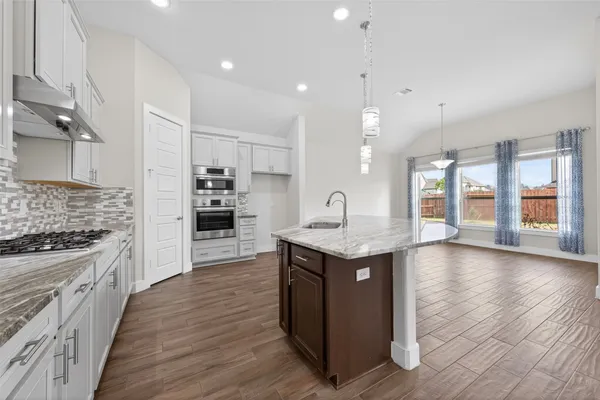 $450,000 | 15410 Trumball Manor Drive, Humble, TX 77346