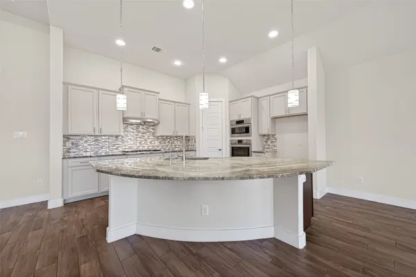 $450,000 | 15410 Trumball Manor Drive, Humble, TX 77346