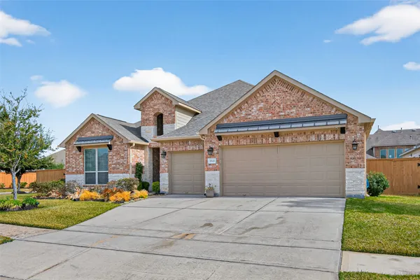 $450,000 | 15410 Trumball Manor Drive, Humble, TX 77346