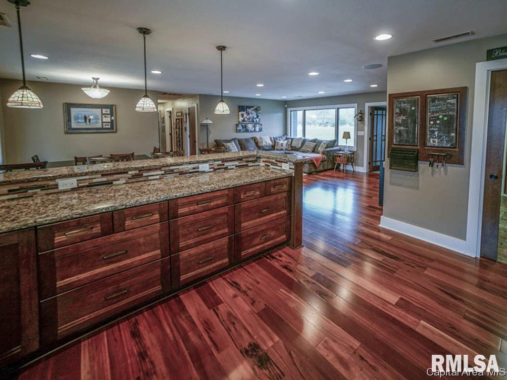 3749 North Oak Hill Road Rochester, IL 62563 - Photo 9 of 34