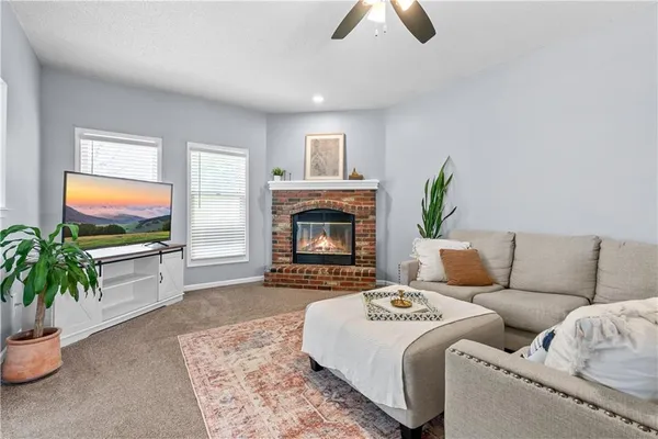 $325,000 | 608 Southeast Shiloh Drive, Lee's Summit, MO 64063