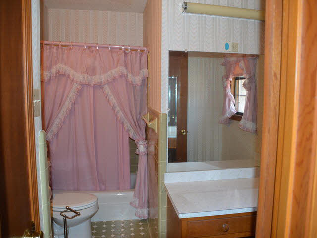 31520 Stagecoach Road Daphne, AL 36527 - Photo 10 of 17 master bath