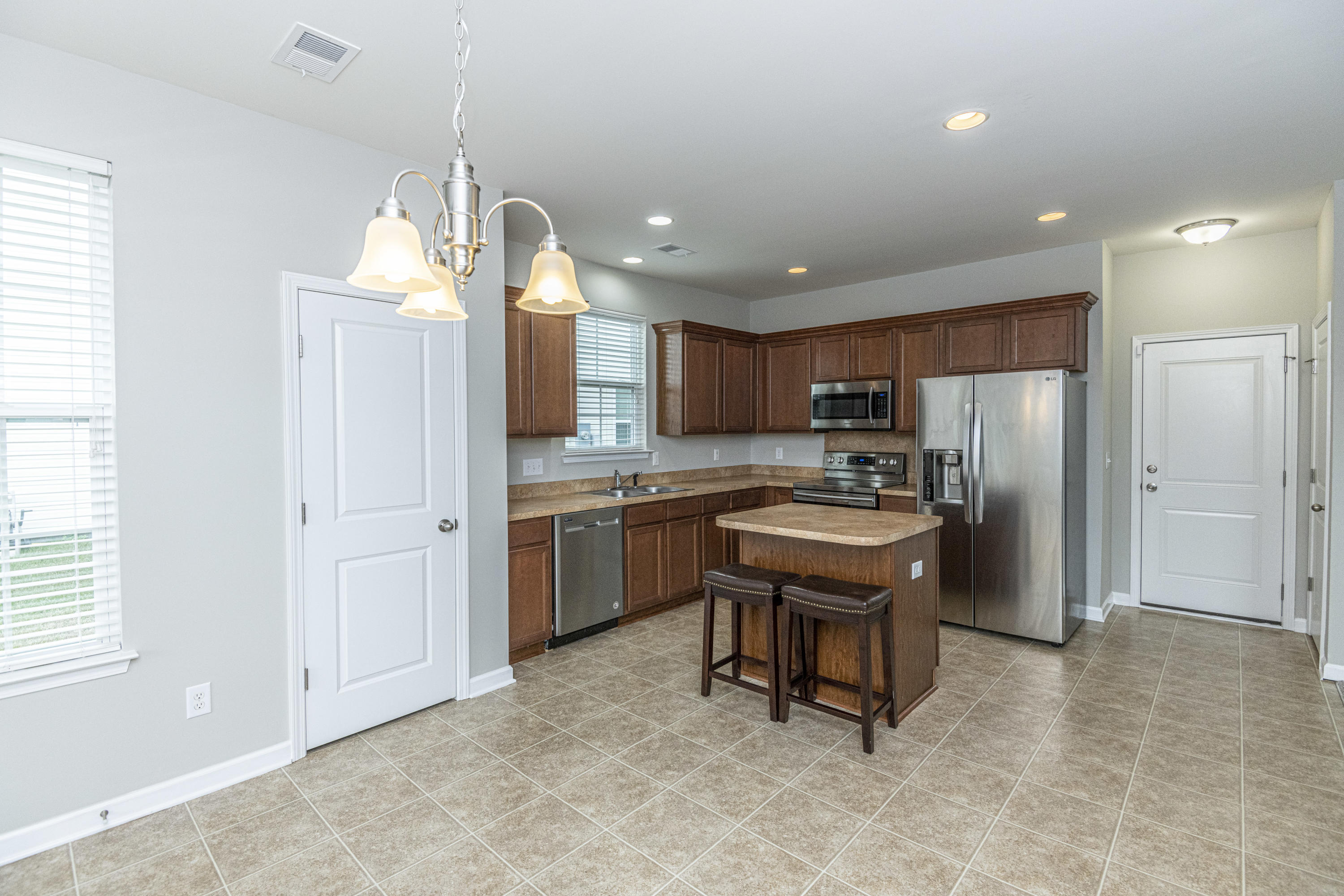 375 Spectrum Road Summerville, SC 29486 - Photo 11 of 28 DSC_8988