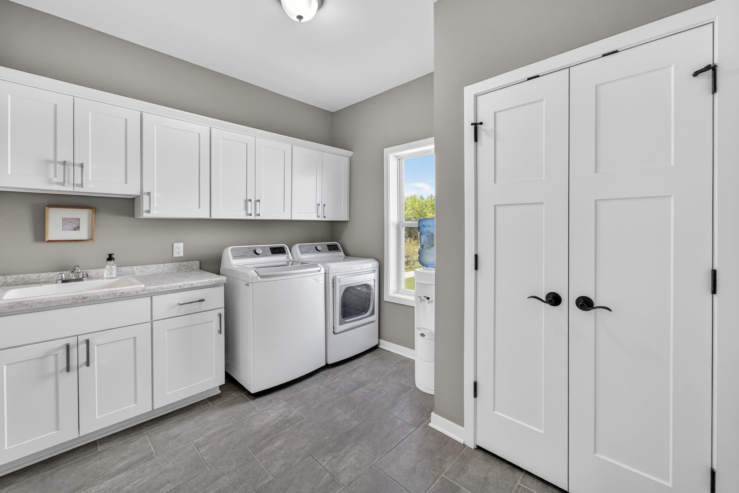 4419 Eagle Ridge Lane Windsor, WI 53598 - Photo 18 of 64