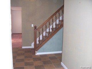 1530 Chevy Circuit Rochester, MI 48306 - Photo 10 of 25 foyer and stair case