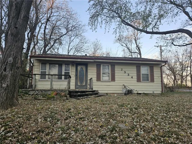 $160,000 | 7334 Northeast 51st Street, Kansas City, MO 64119