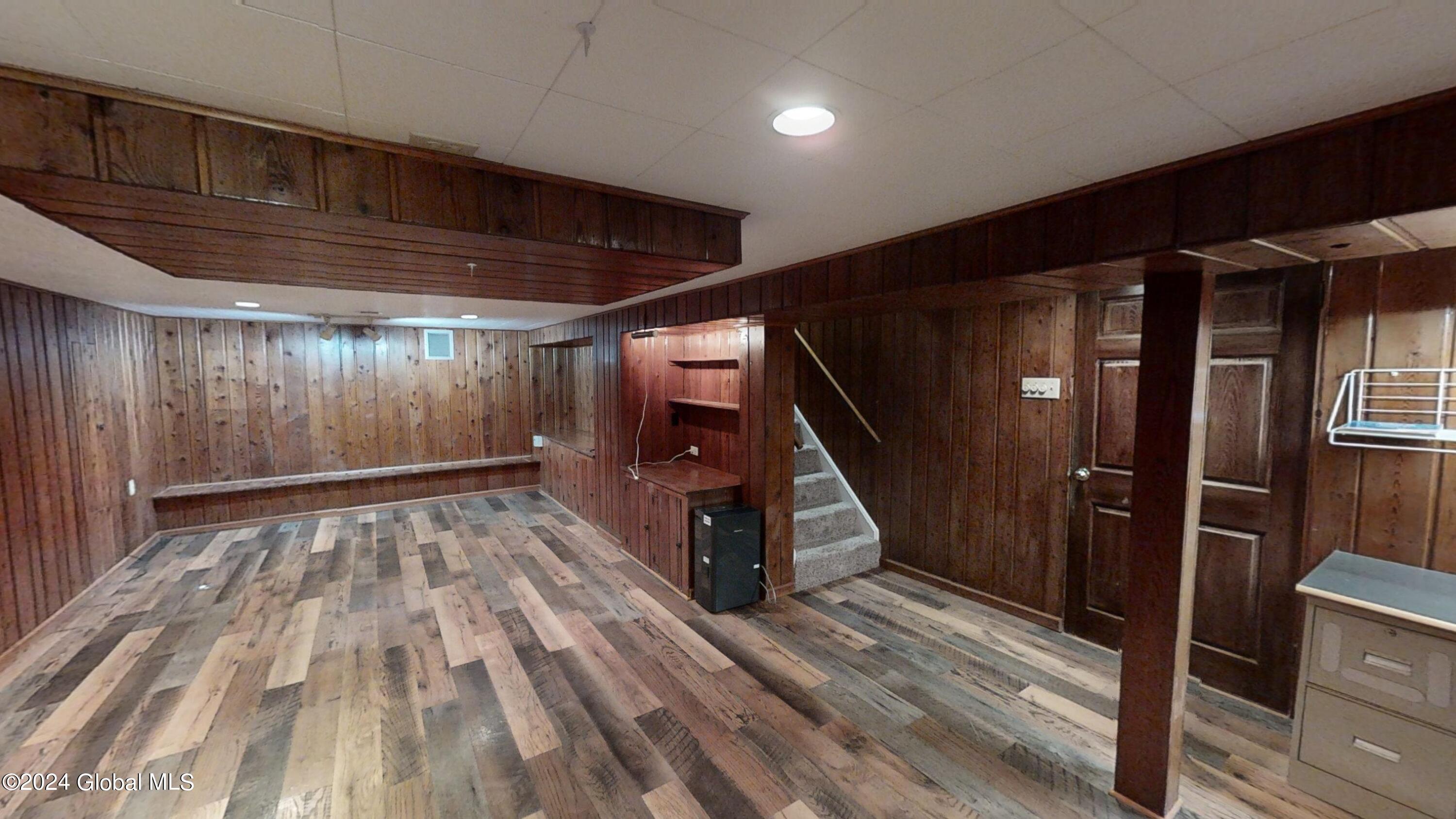2041 Hoover Road Niskayuna, NY 12309 - Photo 20 of 26 2041-Hoover-rd-Niskayuna-06252024_100839