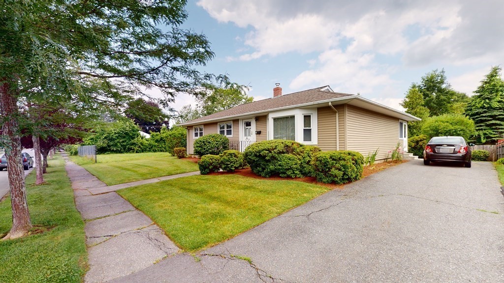 30 Tupelo Road Worcester, MA 01606 - Photo 2 of 36 Gallery Image 2