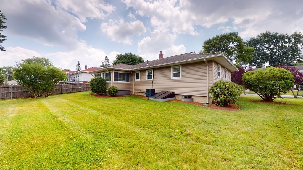 30 Tupelo Road Worcester, MA 01606 - Photo 7 of 36 Gallery Image 7