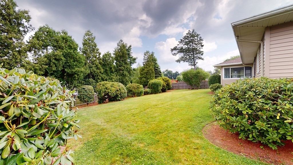 30 Tupelo Road Worcester, MA 01606 - Photo 8 of 36 Gallery Image 8