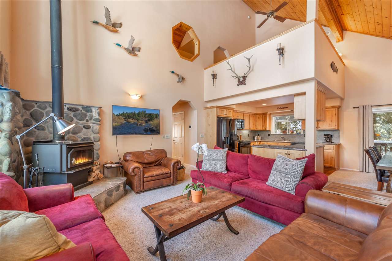 14181 Tyrol Road Truckee, CA 96161 - Photo 5 of 21 Gallery Image 5