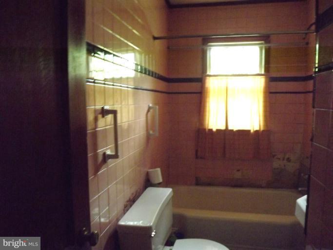 11623 Philadelphia Road White Marsh, MD 21162 - Photo 14 of 27 Bath