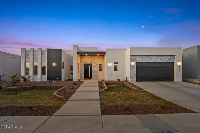 $629,000 | 321 Rio De Jazmin Circle, El Paso, TX 79932