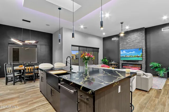 $629,000 | 321 Rio De Jazmin Circle, El Paso, TX 79932