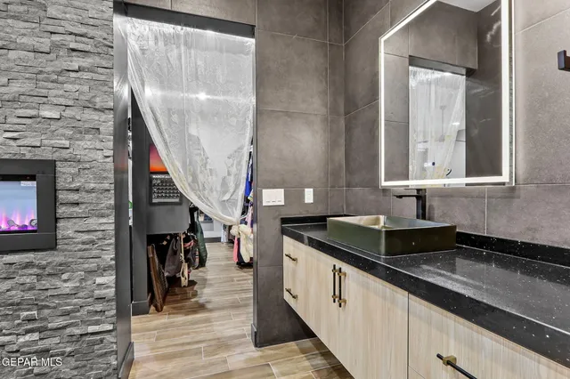 $629,000 | 321 Rio De Jazmin Circle, El Paso, TX 79932