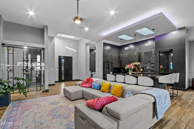 $629,000 | 321 Rio De Jazmin Circle, El Paso, TX 79932