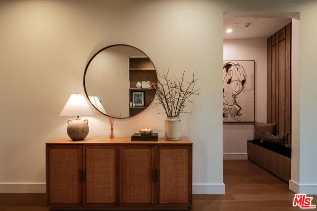 $3,700,000 | 15473 La Maida Street, Sherman Oaks, CA 91403