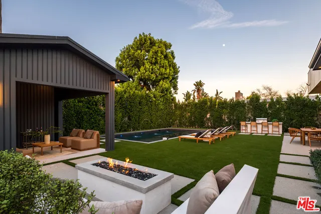 $3,700,000 | 15473 La Maida Street, Sherman Oaks, CA 91403