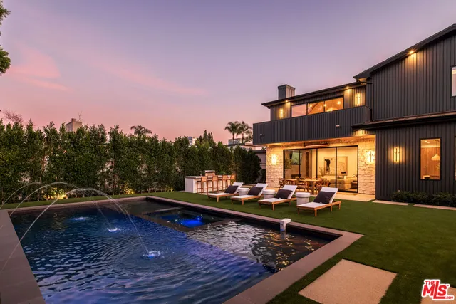 $3,700,000 | 15473 La Maida Street, Sherman Oaks, CA 91403