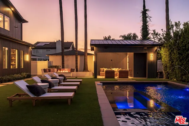 $3,700,000 | 15473 La Maida Street, Sherman Oaks, CA 91403