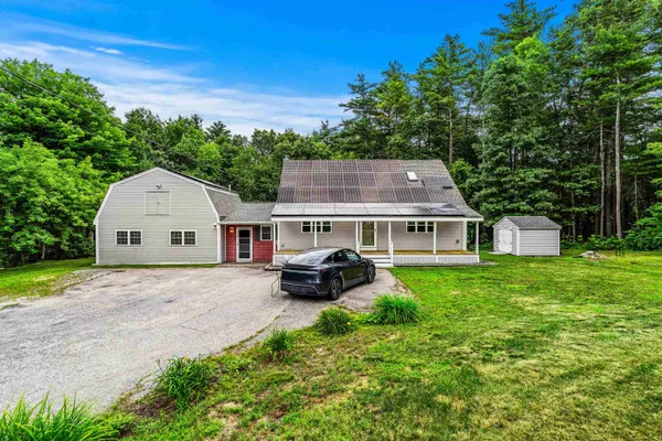 $749,900 | 9 Kelley Road, Londonderry, NH 03053