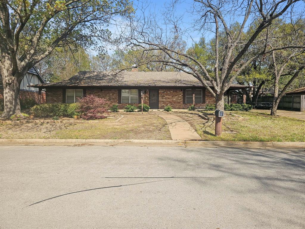 1807 Elm Crest Drive Arlington, TX 76012 - Photo 1 of 1