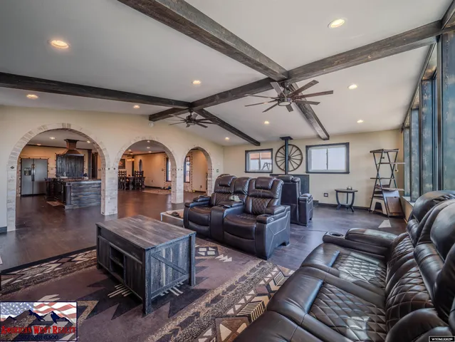 $575,000 | 21 Mountainview Road, Douglas, WY 82633