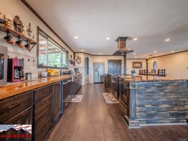 $575,000 | 21 Mountainview Road, Douglas, WY 82633