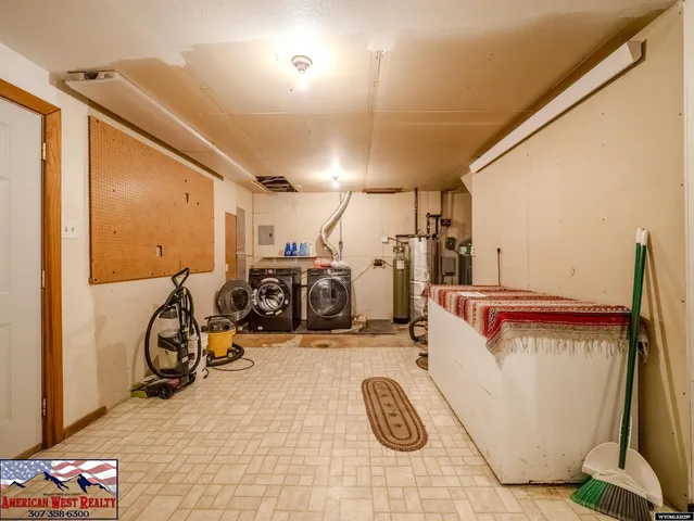 $575,000 | 21 Mountainview Road, Douglas, WY 82633