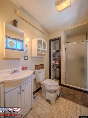 $575,000 | 21 Mountainview Road, Douglas, WY 82633