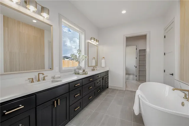 $780,100 | 4901 Pearl River Court, College Station, TX 77845