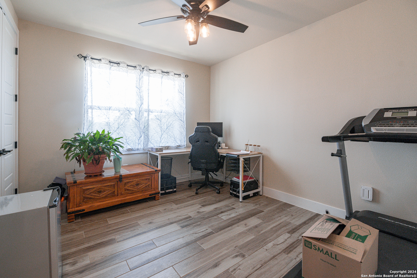 924 Rhinestone Canyon Lake, TX 78133 - Photo 24 of 41 a living room with furniture and a window