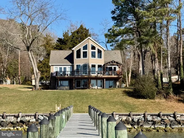 $1,099,900 | 329 Overlook Drive, Lusby, MD 20657