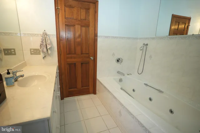 $1,099,900 | 329 Overlook Drive, Lusby, MD 20657