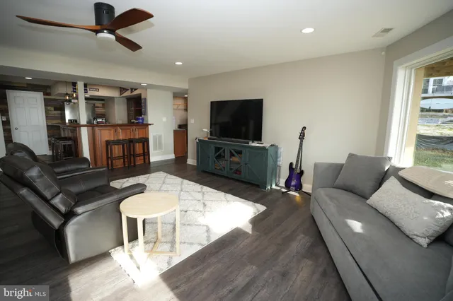 $1,099,900 | 329 Overlook Drive, Lusby, MD 20657