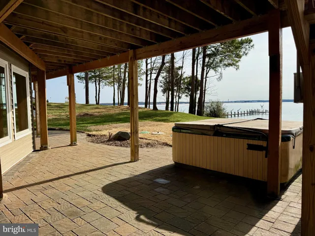 $1,099,900 | 329 Overlook Drive, Lusby, MD 20657