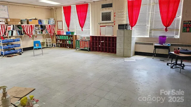 a view of an entryway of a building