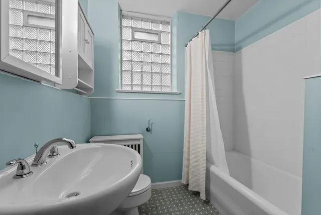 $146,000 | 4625 Nicollet Avenue, Unit 5, Minneapolis, MN 55419